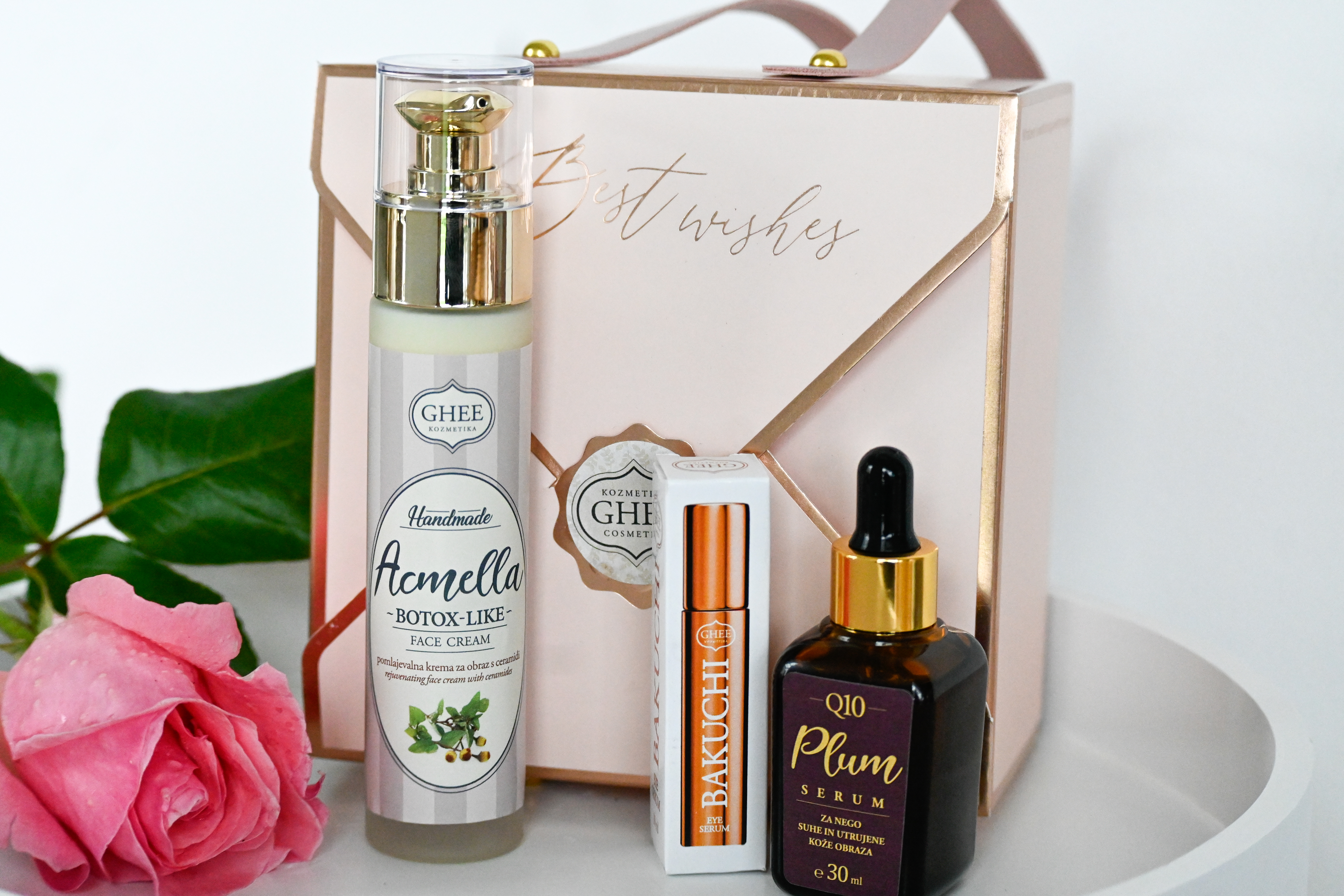 Darilni paket BAKUCHI DARILNI_PAKET_BAKUCHI